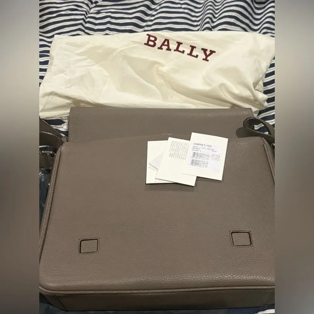 BALLY Snuff City Messenger Bag